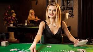 Lucky Block live casino dealer stream on mobile for Filipino players
